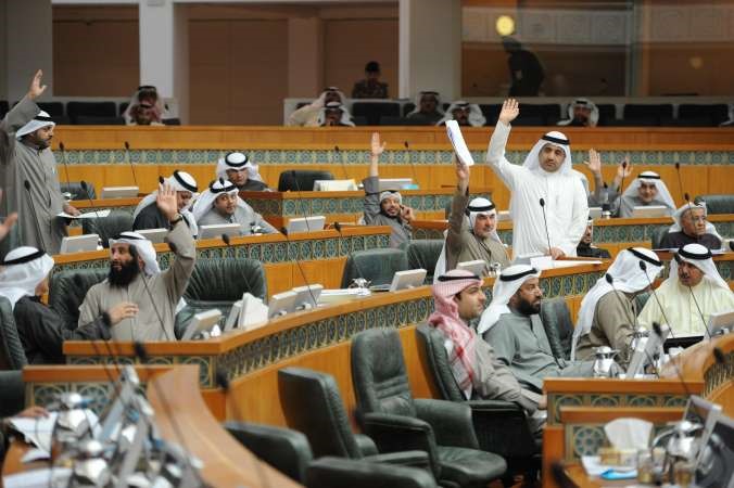 المجلس يصوت على احد قراراته