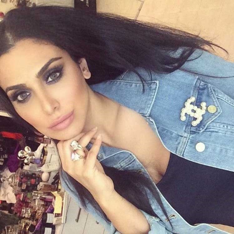 بالصور.. عراقية جميلة تفوق أحلام وهيفاء وهبي شهرة على إنستغرام وتتصدر الصحف