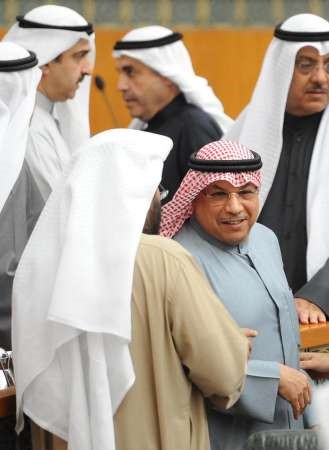الشيخ خالد الجراح مع دعلي العمير