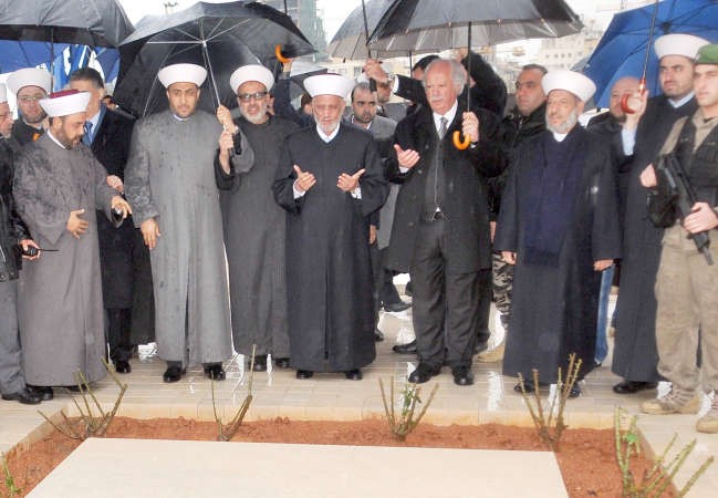 مفتي الجمهورية الشيخ عبد اللطيف دريان يزور ضريح الرئيس الشهيد رفيق الحريري في الذكرى العاشرة لاغتياله محمود الطويل