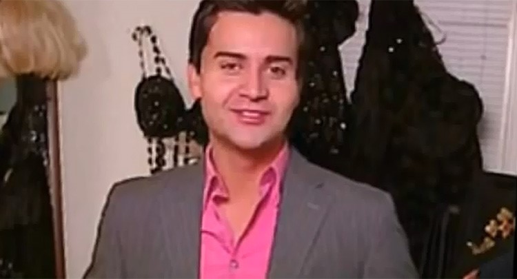 بالفيديو.. خضع لـ 18 عملية تجميل ودفع 175 ألف دولار ليشبه "مادونا"!