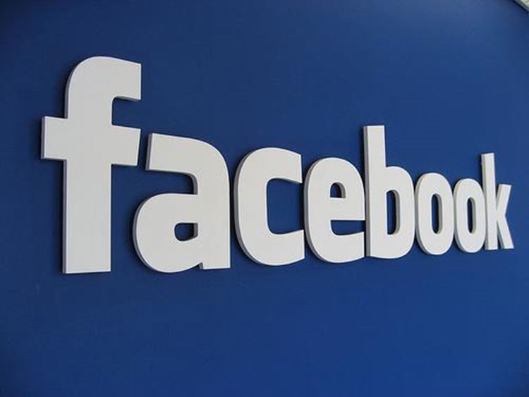 فيسبوك يطلق خدمة تتيح للمستخدم اختيار «وريث» حسابه