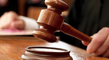 اتهام شخص بازعاج وايذاء مشاعر اخر بان اتصل به تسع مرات على رقم هاتفه ارشيف