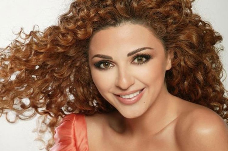 وميريام فارس ايضا لها شامة، ولكن لا يلاحظها الا القليل من الناس، فهي موجودة ببعض الصورة ويتم اخفاءها بالمكياج في صورة اخرى