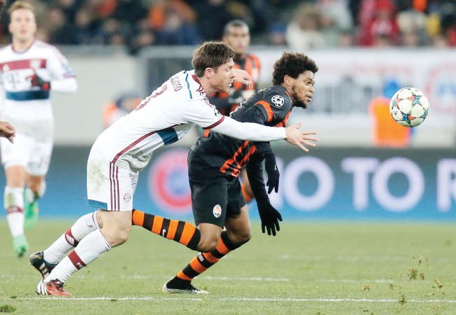 الحسم في «ستامفورد بريدج» و«أليانز أرينا» بعد «ذهاب التعادلات»