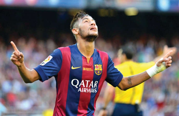 نجم برشلونة نيمار يواصل تالقه