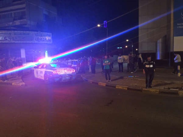 نقطة تفتيش لرجال المرور في منطقة حولي﻿