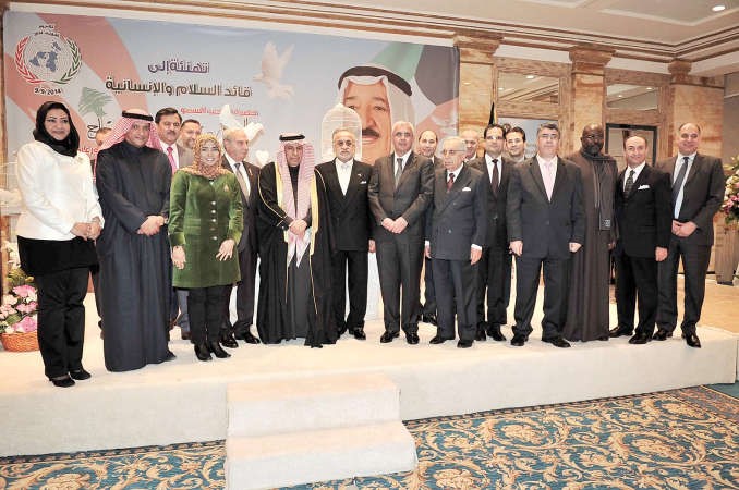 حسان حوحو وعدد من السفراء واعضاء السلك الديبلوماسي خلال حفل التكريم﻿