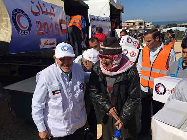 الساير مع احد المسنين