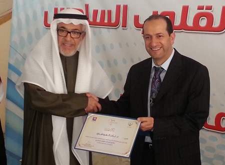 دنادر العوضي مكرما دعادل العصفور﻿