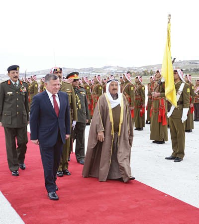 العاهل الاردني في استقبال صاحب السمو الامير الشيخ صباح الاحمد﻿