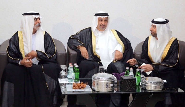 البعيجان متوسطا الشيخ نهيان بن مبارك وسهيل المزروعي﻿