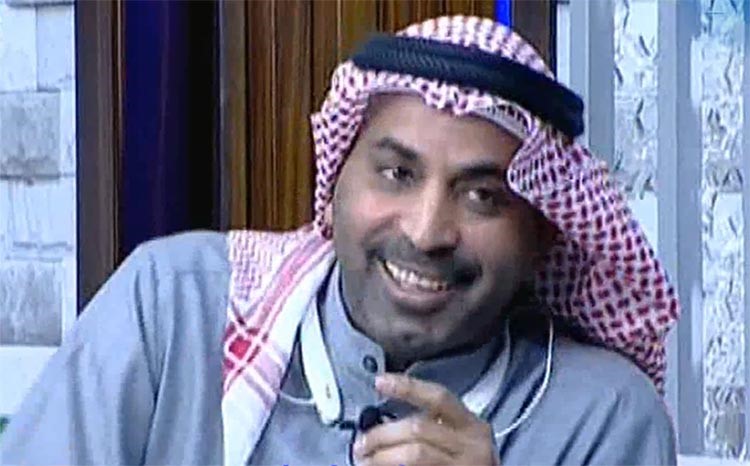 بالفيديو.. طارق العلي يروي موقفاً طريفاً أثناء الاحتلال العراقي بسبب وضع صورة صدام حسين بـ "الدبة"