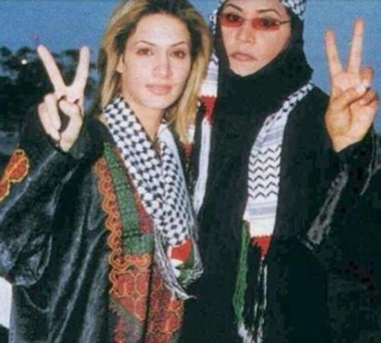 صورة قديمة تكشف الجانب الإنساني عند أحلام