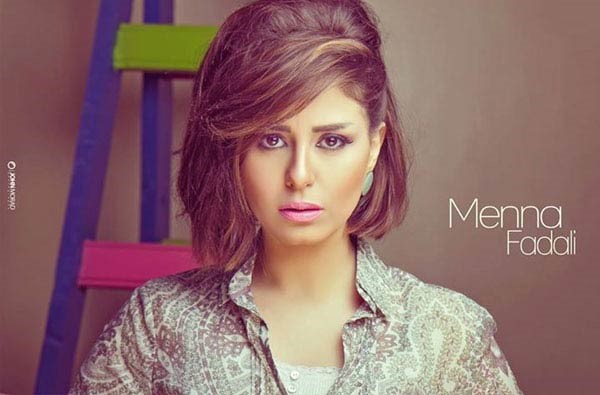 بالصور.. لوك منة فضالي الجديد يحدث انقساماً بين جمهورها