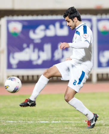 فيصل زايد يعود لصفوف الجهراءالازرقكوم﻿