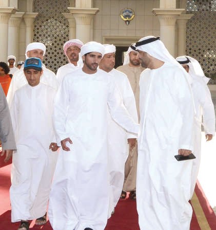 سمو الشيخ حمدان بن محمد بن راشد ولي عهد دبي قبيل مغادرته البلاد﻿