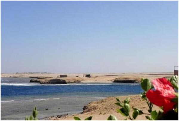 كما جاء شاطىء شرم النجا بمدينة الغردقة في المركز التاسع