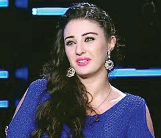 صافيناز في احد البرامج﻿