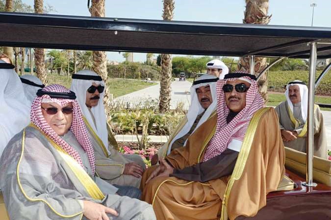 سمو الشيخ ناصر المحمد والشيخ صباح الخالد والشيخ محمد الخالد والشيخ خالد الجراح﻿