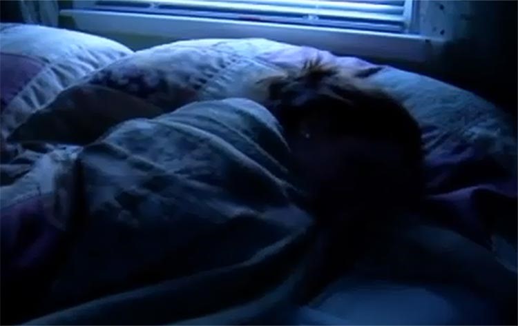 بالفيديو.. النوم لأكثر من 8 ساعات متواصلة يرفع خطر الإصابة بالسكتة الدماغية