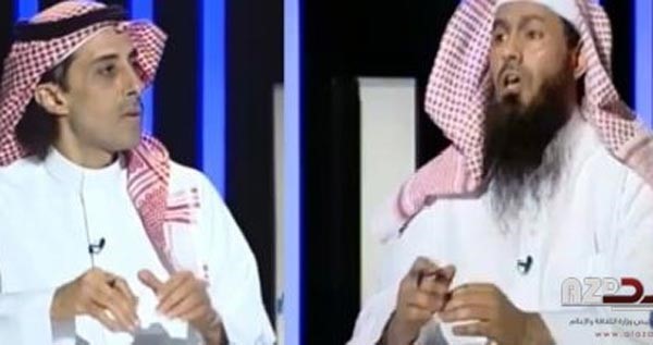 بالفيديو.. نقاش حاد حول صلاة الجماعة  هل هي واجبة ام سنة بين داعيين سعوديين