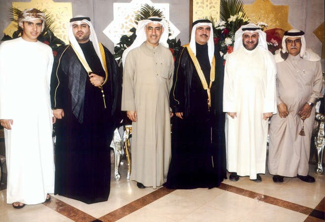 دمحمد الكندري وخليل الكندري يباركان﻿