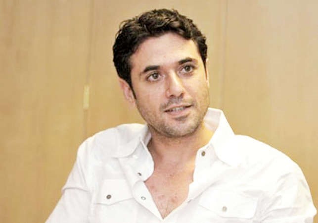 احمد عز