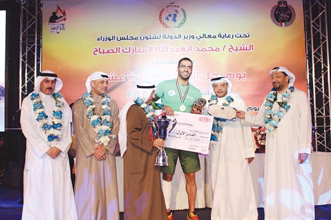 الفائز بالمركز الاول في بطولة التحدي مكرما﻿