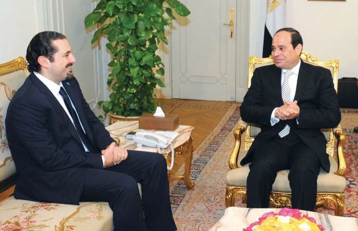الرئيس المصري عبدالفتاح السيسي مستقبلا رئيس الحكومة اللبناني السابق سعد الحريري رويترز 