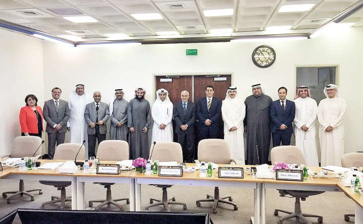 دعدنان شهاب الدين يتوسط دحمد النعيمي وهاني الكخن وصالح الحوطي ومجبل الايوب 