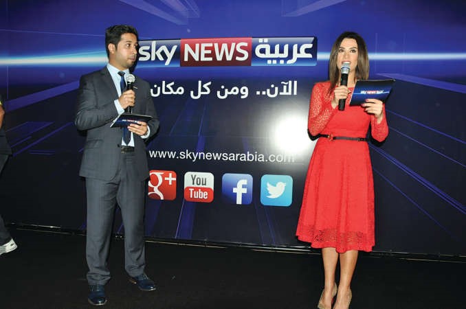 مقدما الحفل خلال فقراته المنوعة فيصل بن حريز وريتا معلول