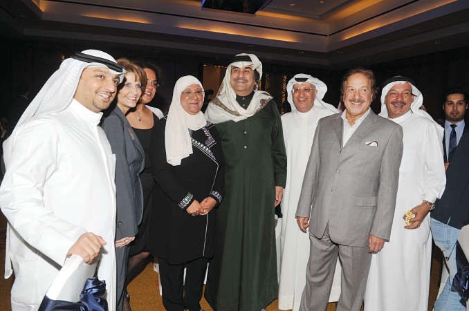 عبدالعزيز صادق وحسين عبدالرضا ود معصومة المبارك ود نرمين الحوطي ومحمد المنصور وعلي الريس واحمد السلمان