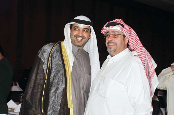 الشيخ محمد العبدالله والزميل جاسم كمال