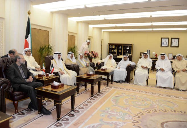 رئيس مجلس الامة مرزوق الغانم خلال لقائه رئيس مجلس الشورى الايراني علي لاريجاني والوفد المرافق له
