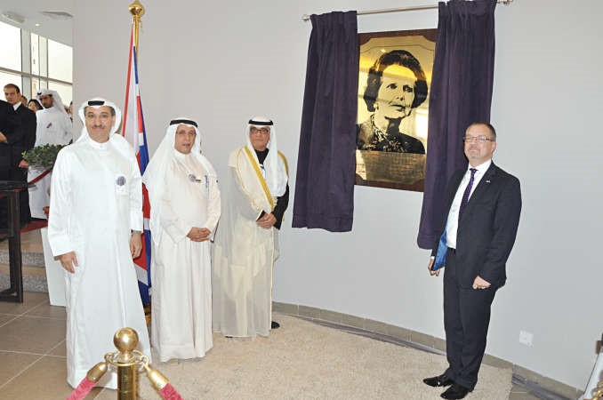 عبد الفتاح معرفي لحظة افتتاح المجمع 	احمد علي﻿