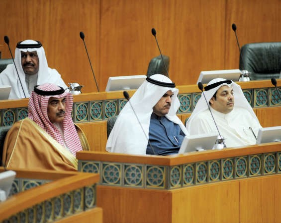الوزراء صباح الخالد وسلمان الحمود ويعقوب الصانع