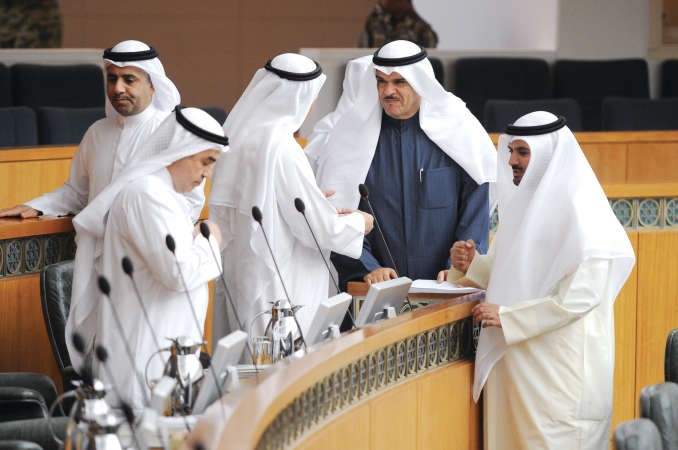 حديث نيابي مع وزير الاعلام الشيخ سلمان الحمود