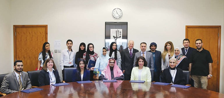 الطلبة المكرمون خلال الحفل﻿
