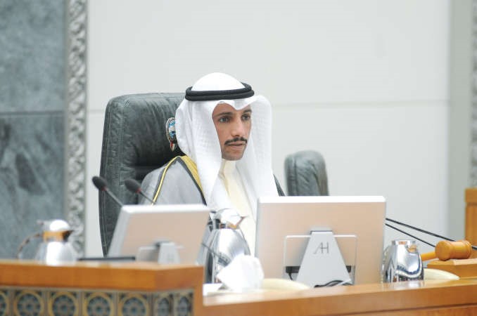 رئيس مجلس الامة مرزوق الغانم مترئسا الجلسة﻿