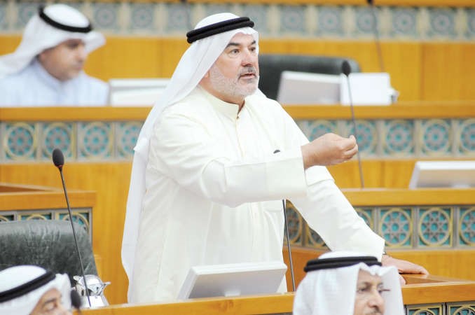 صالح عاشور﻿