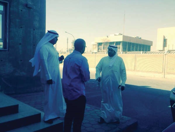 الشيخ عبدالله الاحمد خلال الزيارة﻿