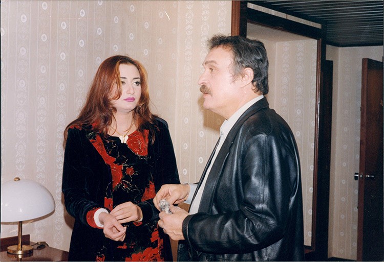 وفاة الفنان محمد وفيق عن عمر ناهز 67 عاماً.. وشاهد صوراً نادرة من مسيرته