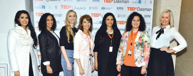 دحنان المطوع متوسطة المتحدثات اللاتي تم تكريمهن خلال المؤتمر احمد علي