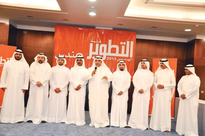 م سعد المحيلبي وعدد من اعضاء قائمة التطوير الهندسي المرشحين لمجلس ادارة الجمعية الجديد﻿