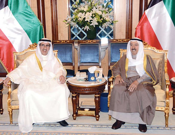 صاحب السمو الامير الشيخ صباح الاحمد مستقبلا معبدالعزيز الابراهيم ﻿