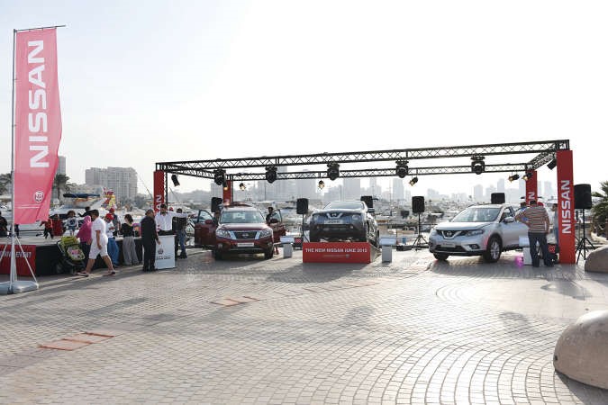 «البابطين» نظمت تجربة قيادة لسيارات نيسان الكروس أوفر الجديدة