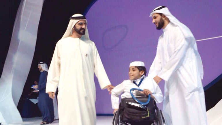 سمو الشيخ محمد بن راشد وغانم المفتاح والزميل ناصر الخالدي﻿