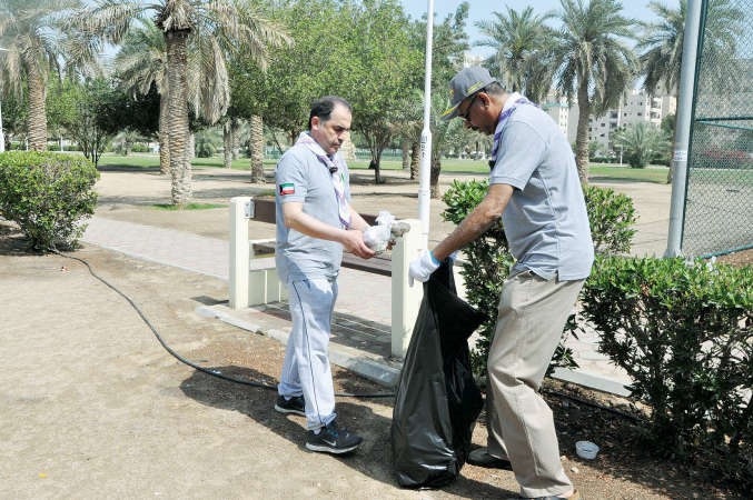 د عبدالله الطريجي خلال الحملة التطوعيةاحمد علي﻿