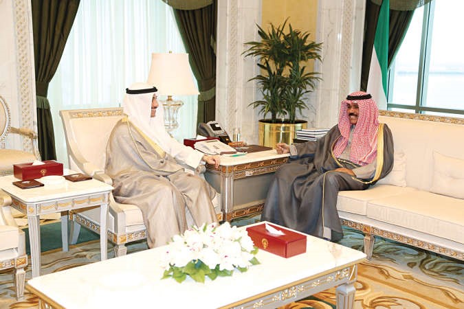 سمو ولي العهد الشيخ نواف الاحمد مستقبلا مرزوق الغانم ﻿